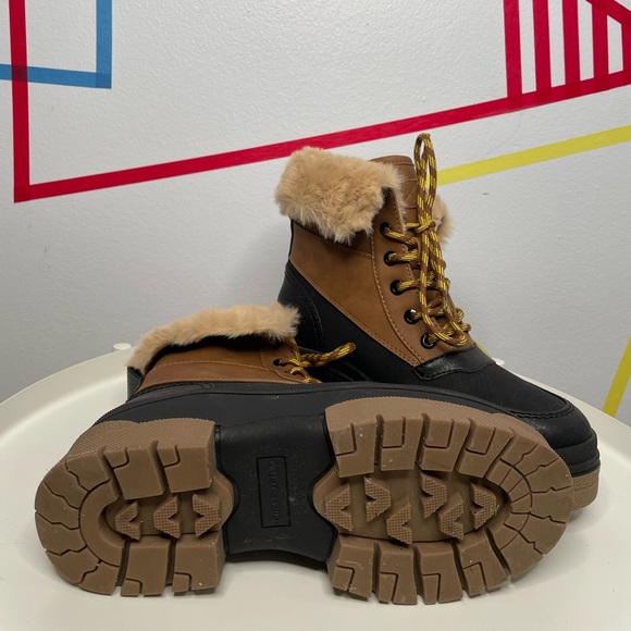 Call it Spring Lace Up Winter Boot - Picture 5 of 5